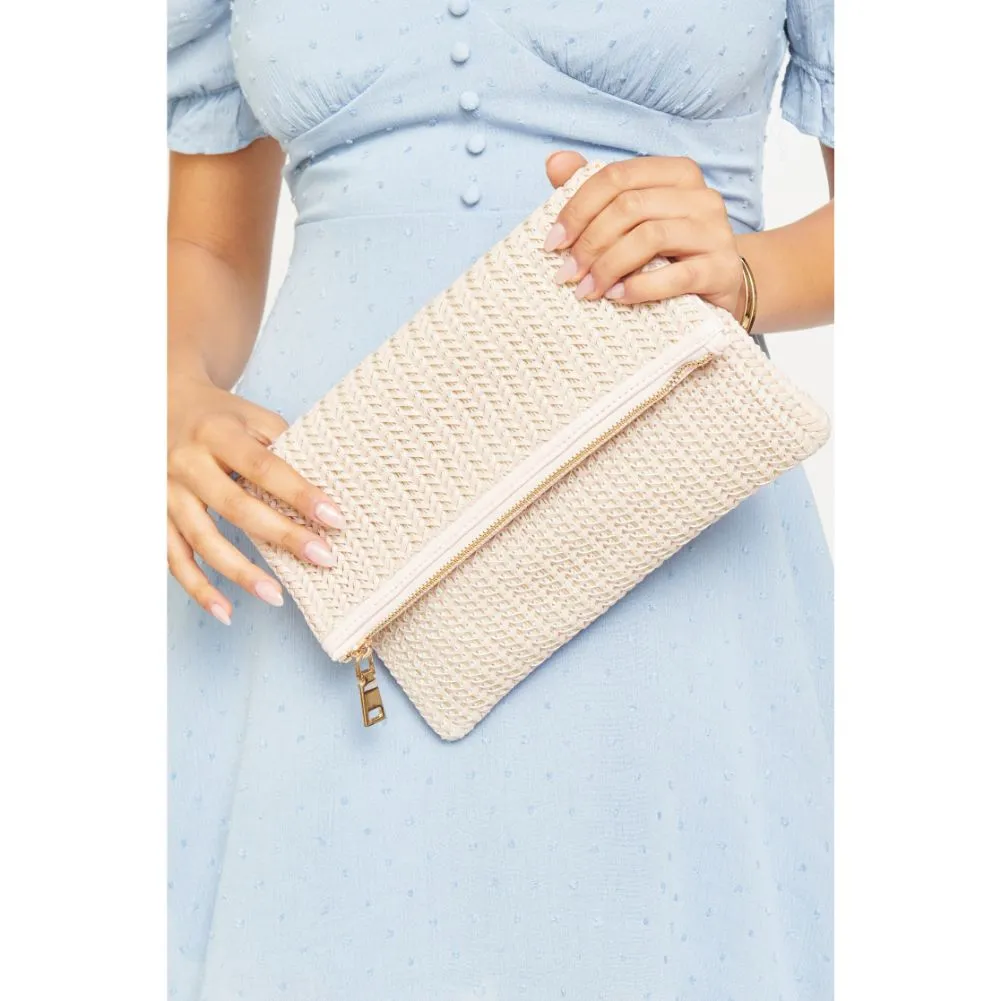 Carrie Clutch