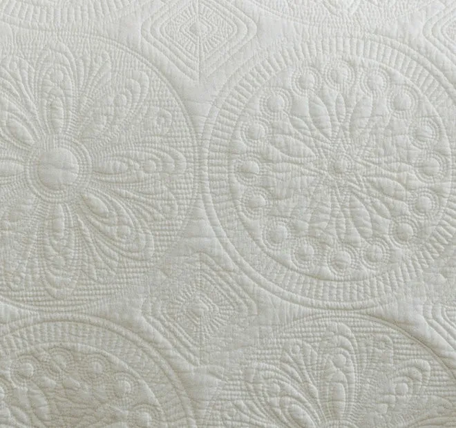 Elegant Coverlet Set Range Ivory