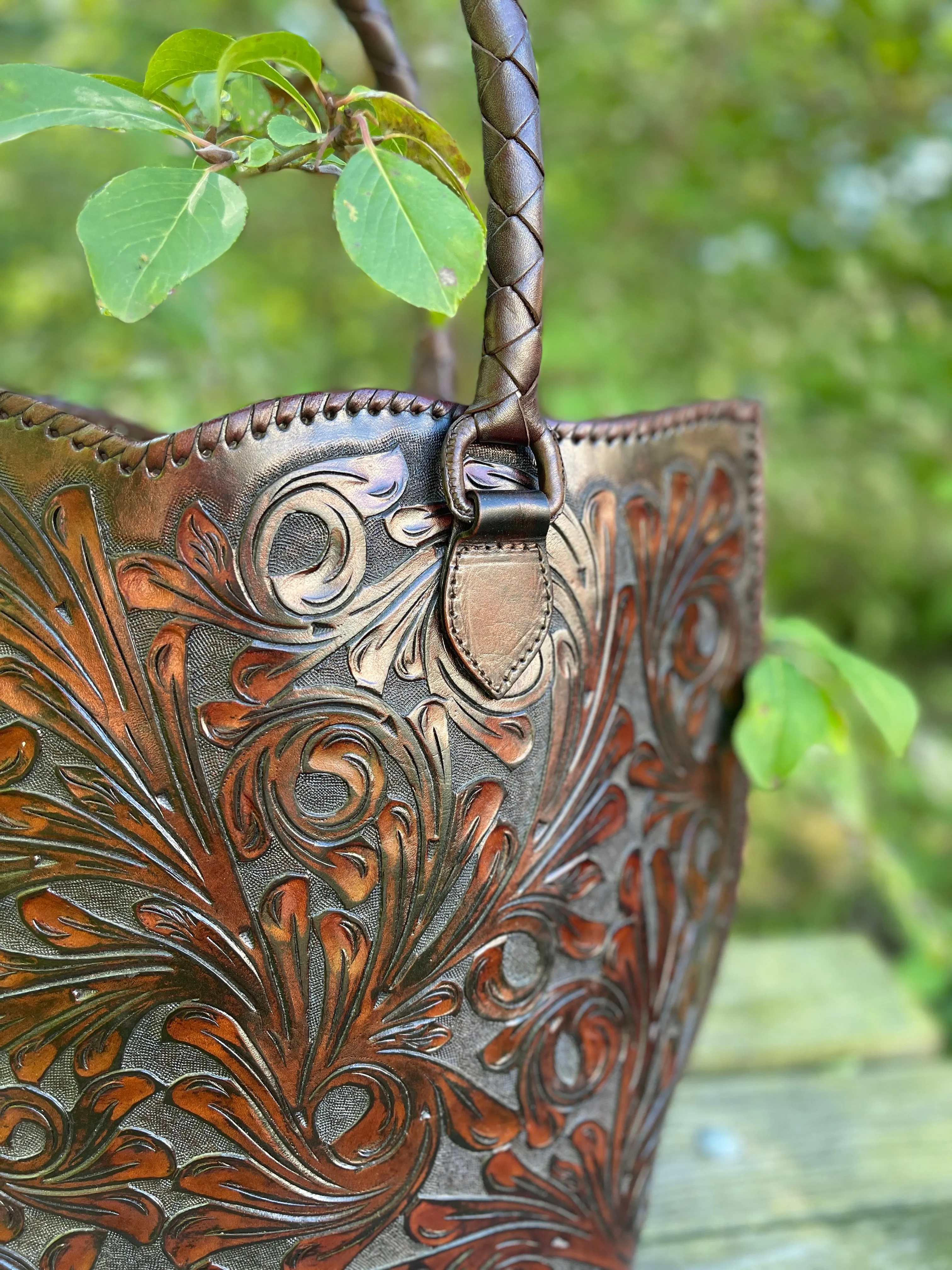 Hand-Tooled Leather Extra Large Tote "IBIZA" more colors