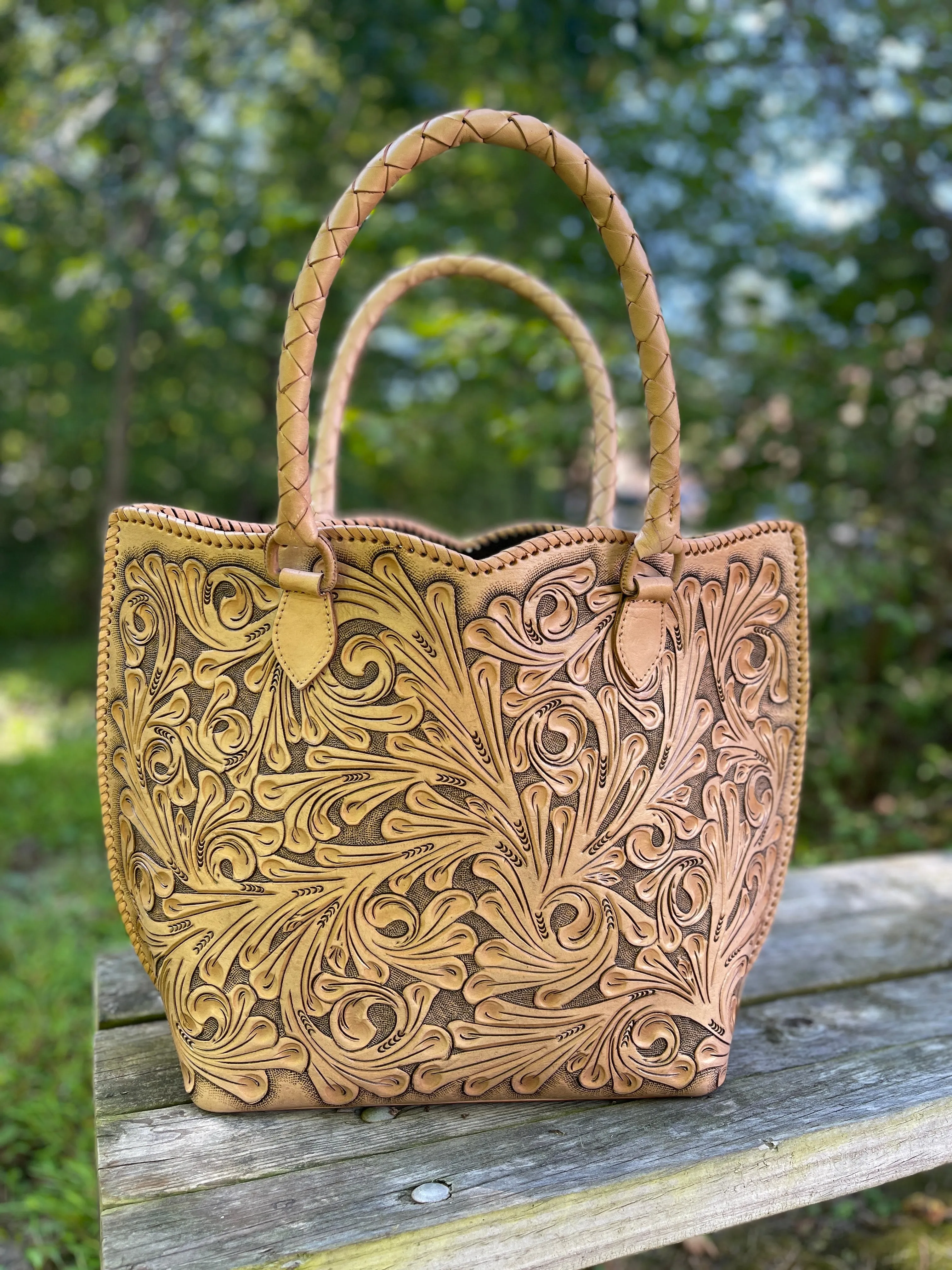 Hand-Tooled Leather Extra Large Tote "IBIZA" more colors
